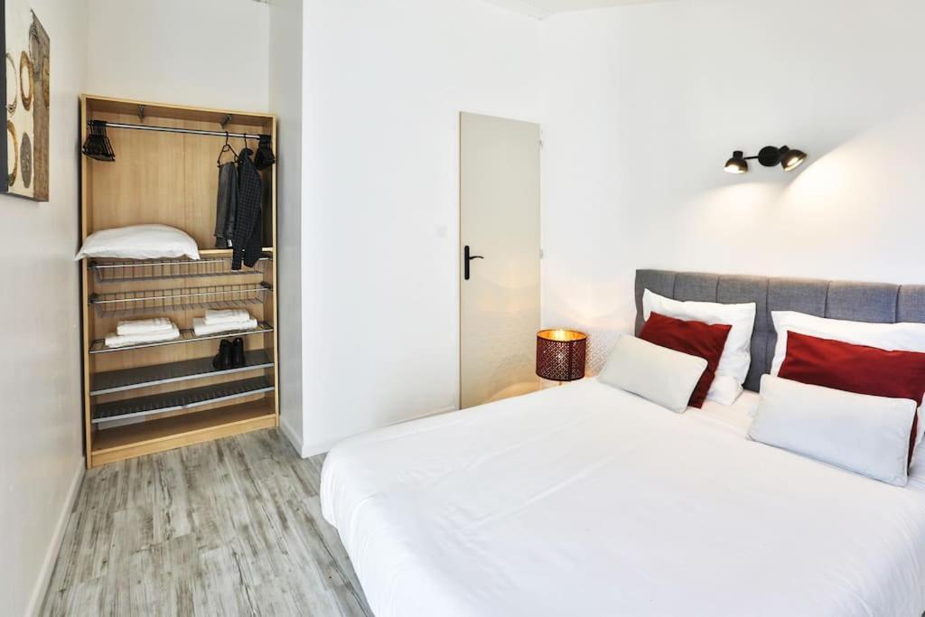 Le Cosy T2 Hypercentre ! Parking Inclus Et La Plage A 2 Min ! Les Sables-dʼOlonne Dış mekan fotoğraf